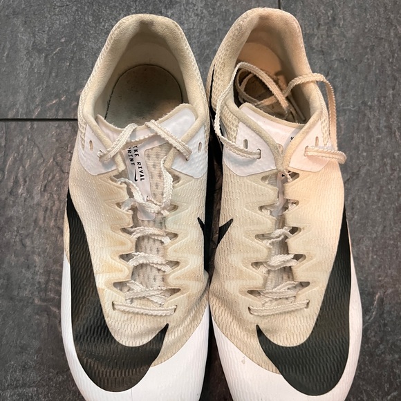 Nike Track Spikes - Picture 3 of 3